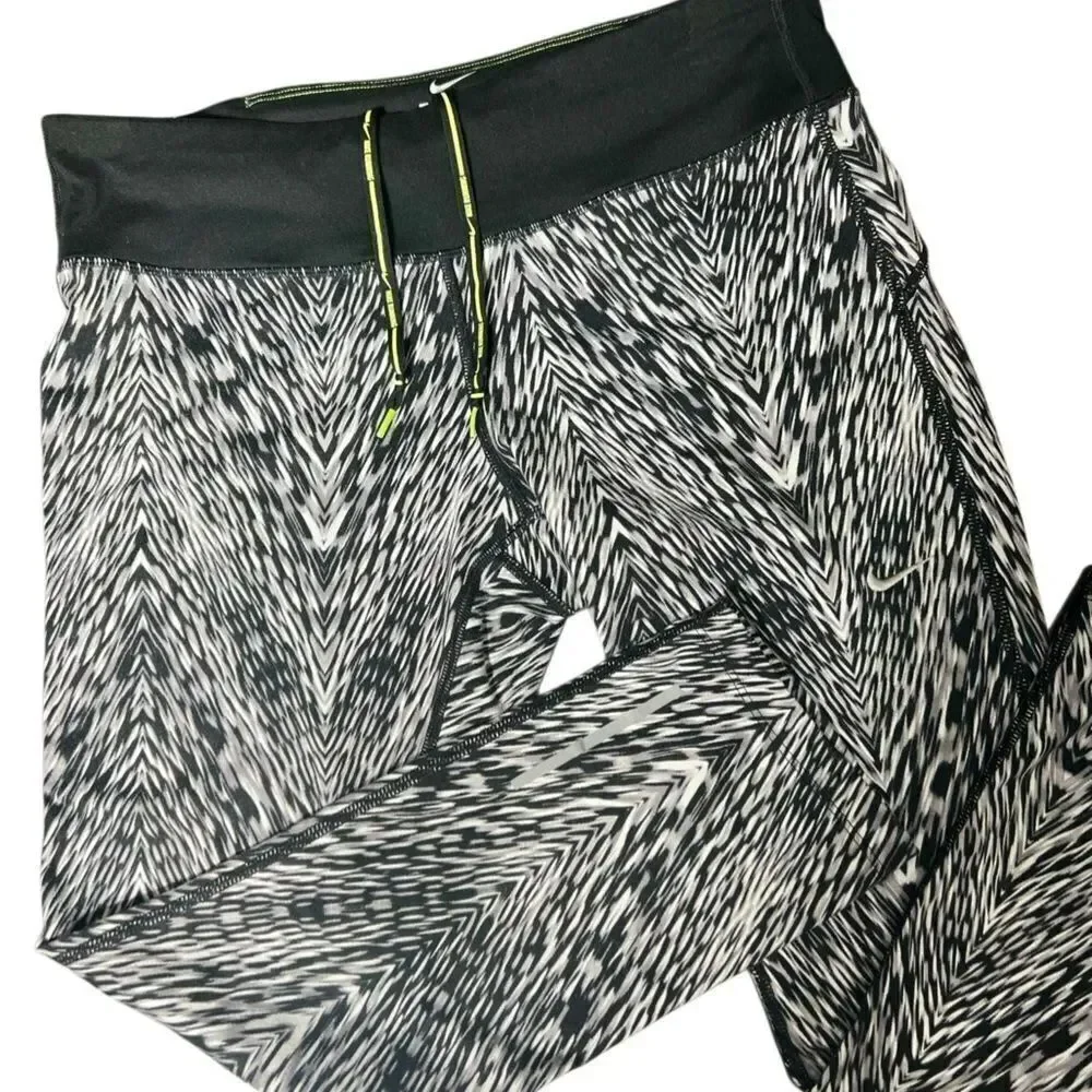 Nike Womens Epic Run Printed Dri fit Capri Leggings Size Medium